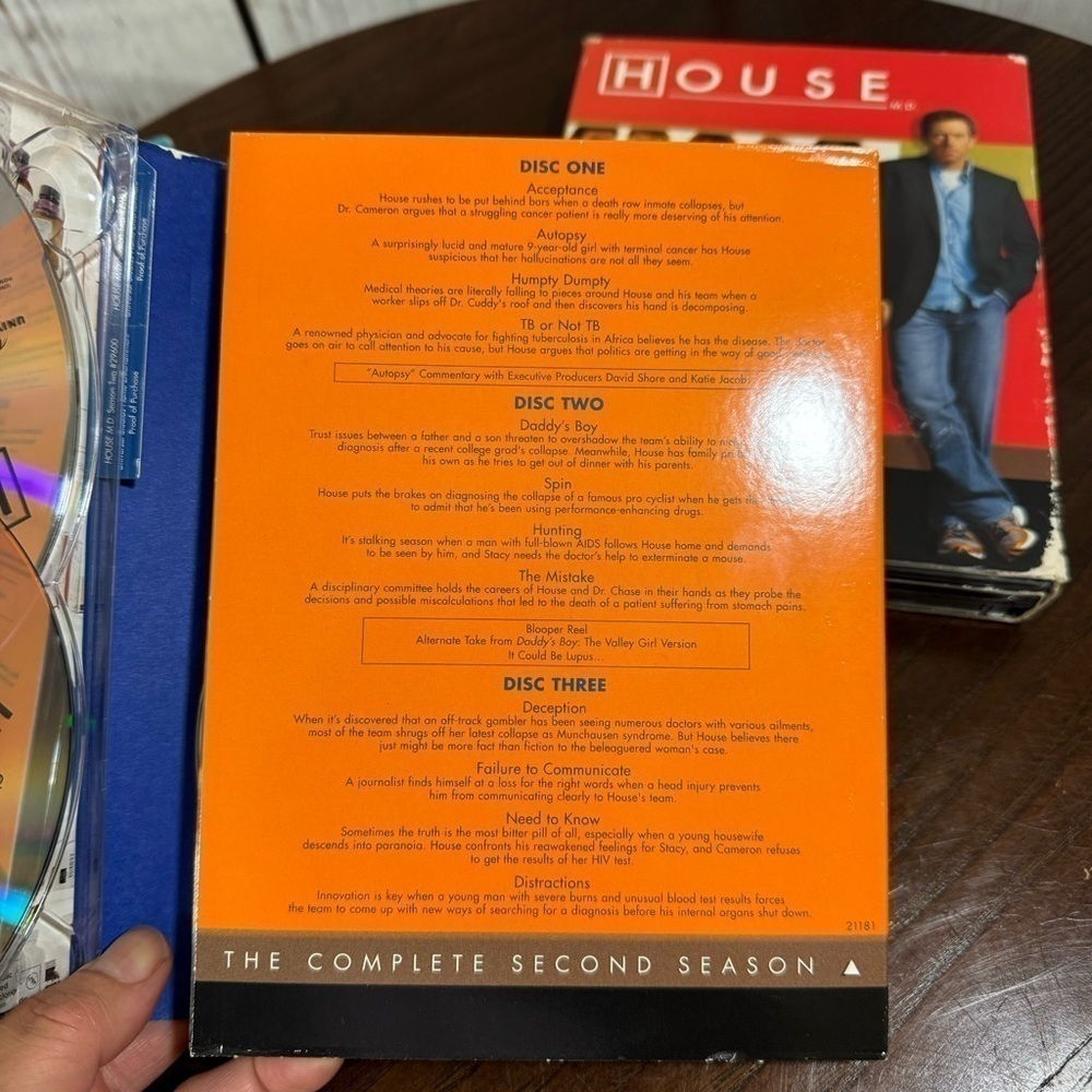 DOCTOR HOUSE 3 seasons DVD set. Season 2,3 & 6 DVD sets GUC - Picture 8 of 13